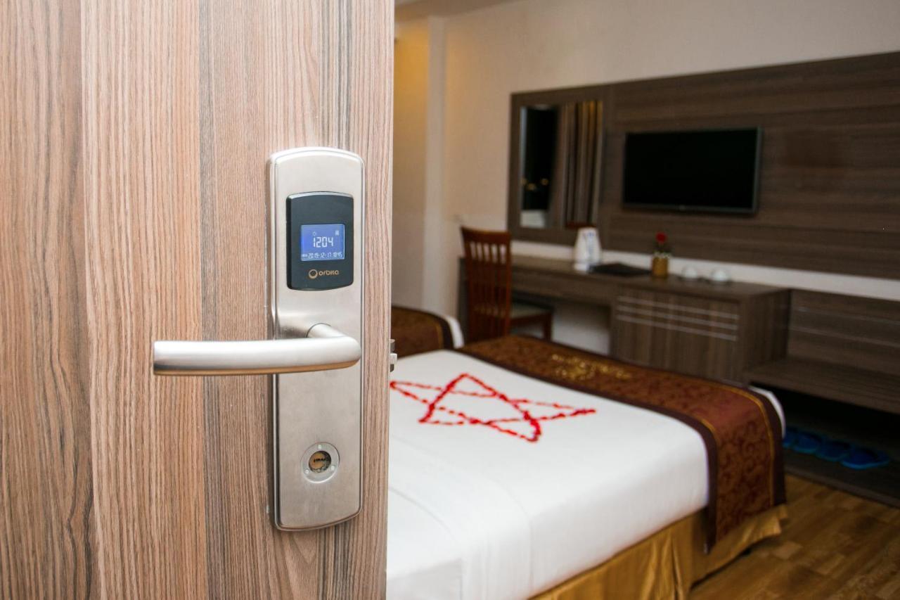 Euro Star Hotel Nha Trang Exteriör bild
